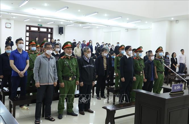 Xét xử vụ án tại BIDV: 12 bị cáo ra hầu tòa